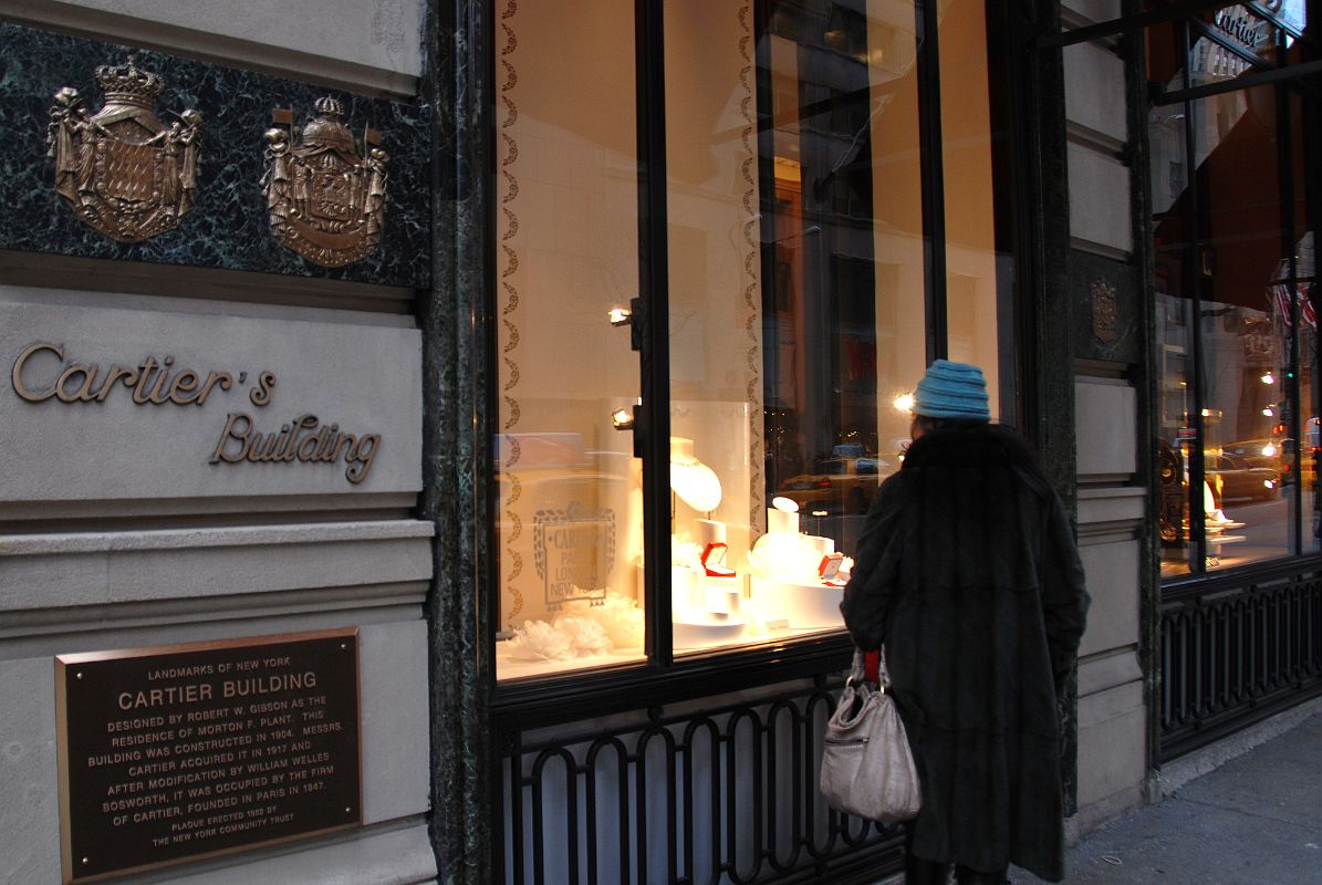 New York City Fifth Avenue 611 01-3 Cartier Building